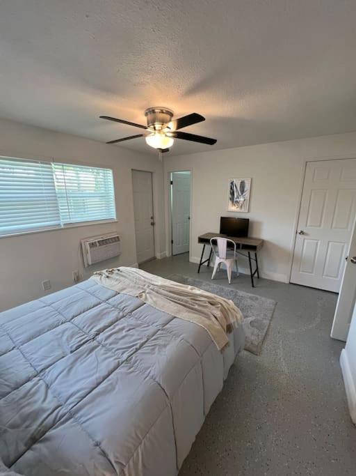 Cozy & Beautiful 1Bd Apartment W/Full Kitchen! ฟอร์ต ลอเดอร์เดล ภายนอก รูปภาพ