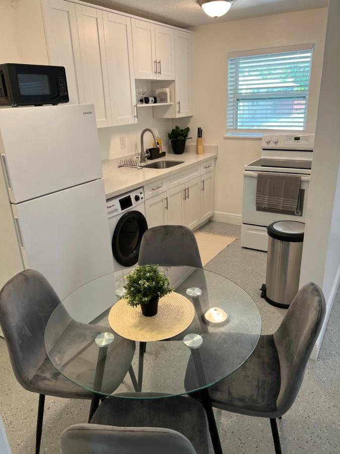Cozy & Beautiful 1Bd Apartment W/Full Kitchen! ฟอร์ต ลอเดอร์เดล ภายนอก รูปภาพ