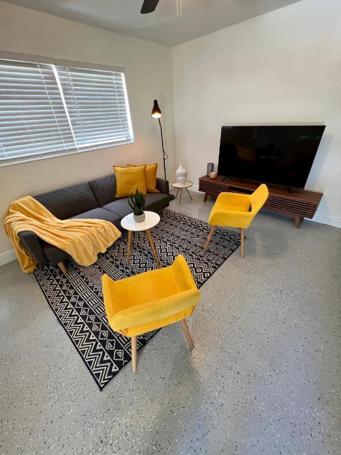 Cozy & Beautiful 1Bd Apartment W/Full Kitchen! ฟอร์ต ลอเดอร์เดล ภายนอก รูปภาพ